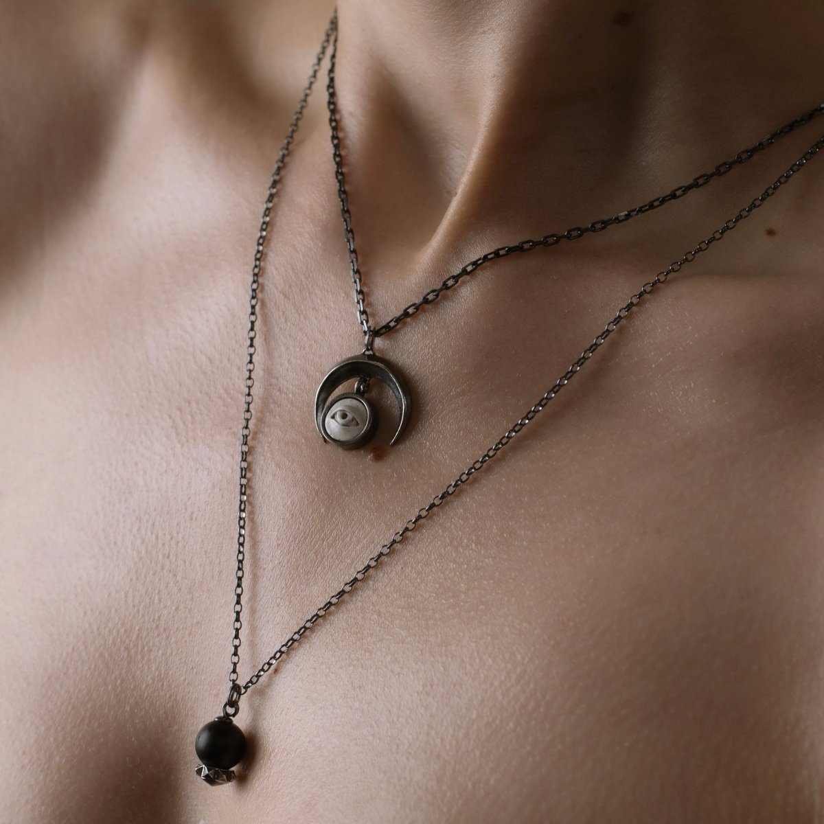 Blueberry pendant - Macabre Gadgets