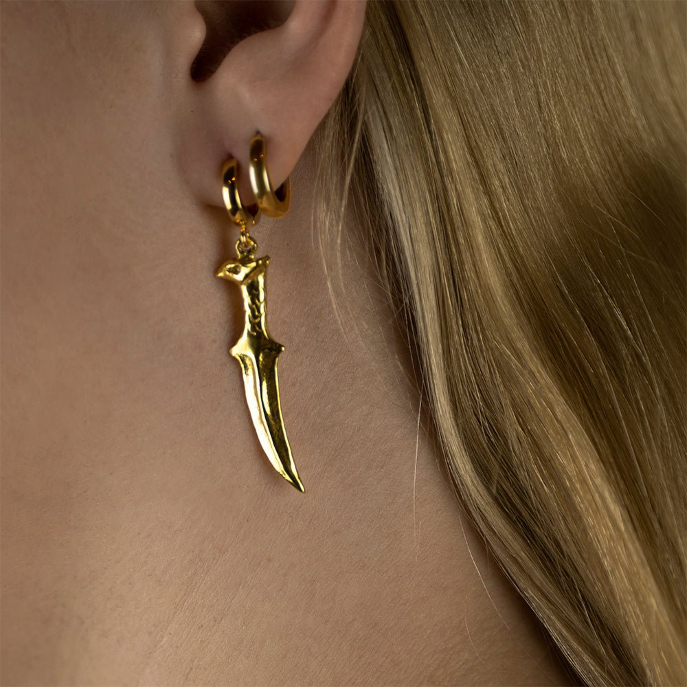GRIFFIN SABRE EARRING - Macabre Gadgets Store